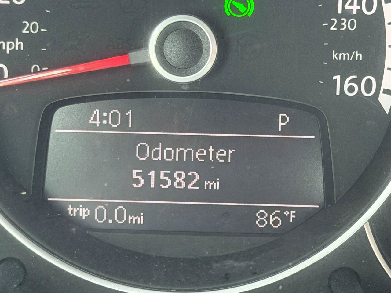 Used 2014 Volkswagen Beetle TDI FWD image 28
