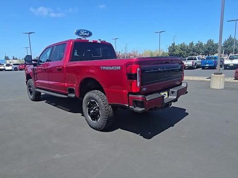 Used 2025 Ford F350 Platinum w/ Tremor Off-Road Package AWD/4WD image 2