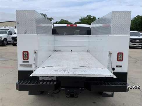 Used 2022 RAM 2500 Tradesman RWD image 10