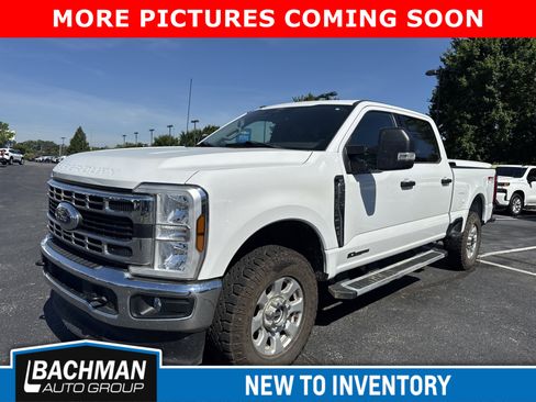 Used 2024 Ford F250 XLT w/ FX4 Off-Road Package AWD/4WD image 7