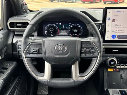 New 2025 Toyota 4Runner Limited image 18