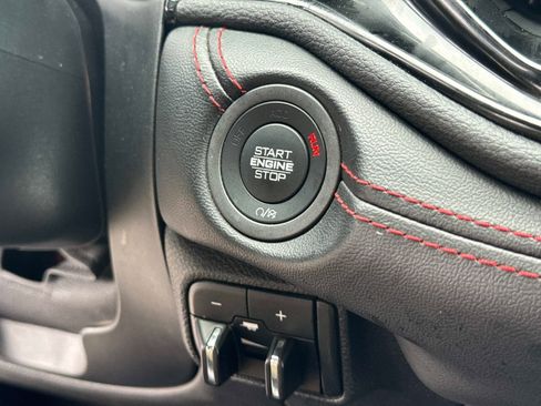 Used 2024 Dodge Durango GT RWD image 30