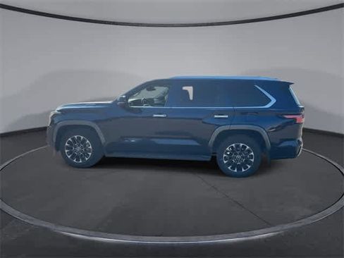 Used 2024 Toyota Sequoia Limited image 5