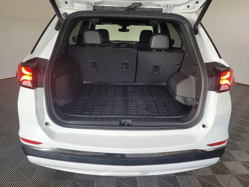 Used 2023 Chevrolet Equinox RS FWD image 29