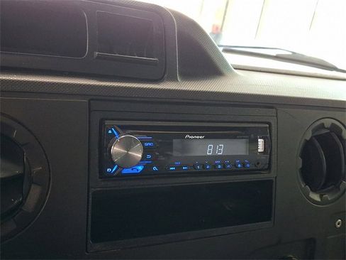 Used 2014 Ford E-150 and Econoline 150 image 15