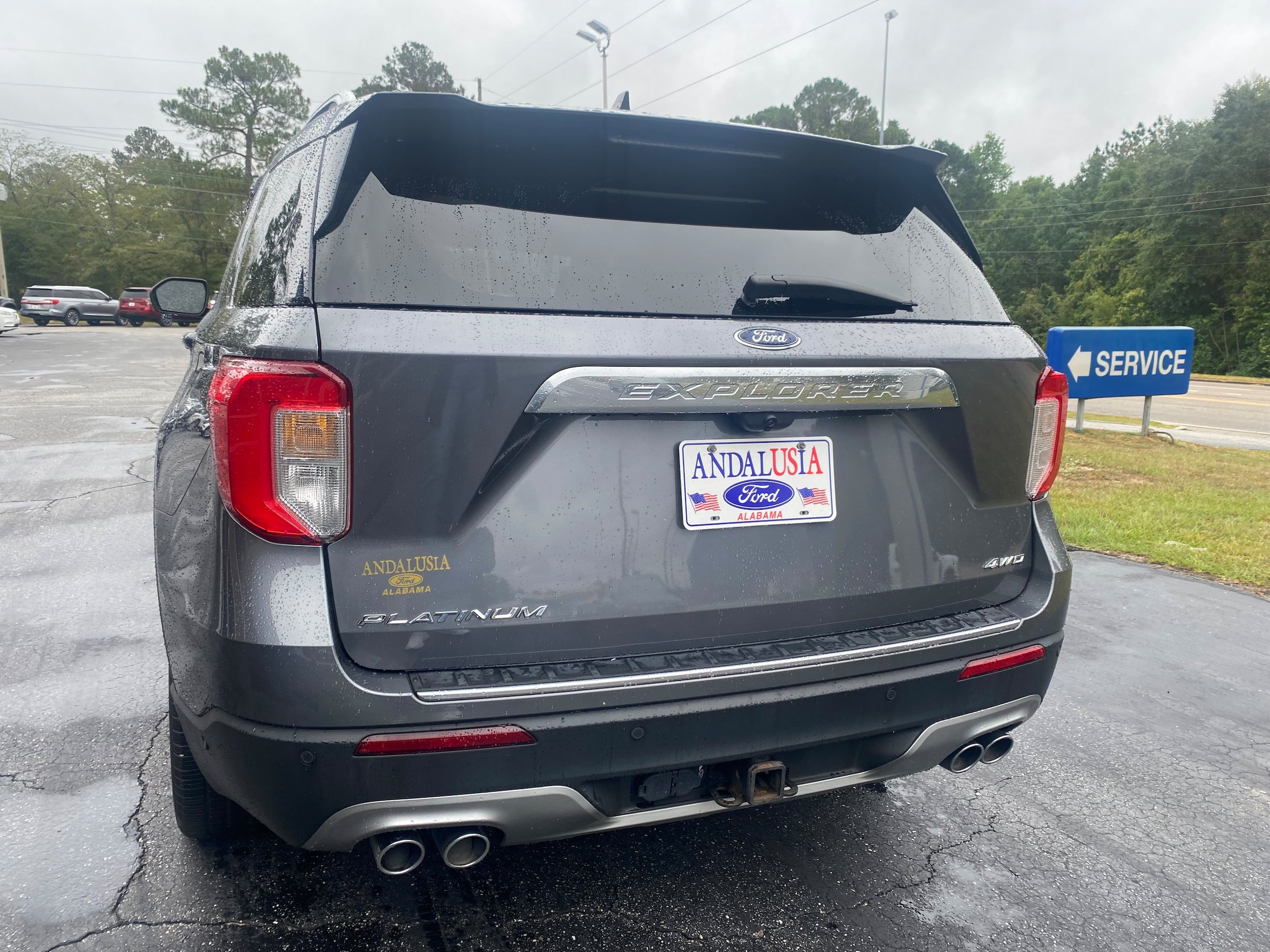 Used 2021 Ford Explorer Platinum w/ Equipment Group 601A AWD/4WD image 5