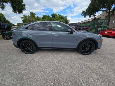 Used 2022 Porsche Cayenne Turbo GT AWD/4WD image 4