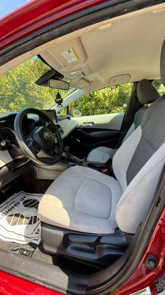 Used 2022 Toyota Corolla LE FWD image 13