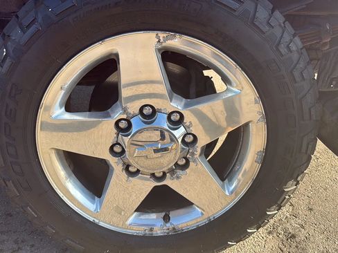 Used 2014 Chevrolet Silverado 3500 LT w/ Interior Plus Package AWD/4WD image 12
