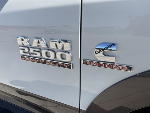 Used 2018 RAM 2500 Laramie w/ Protection Group image 35