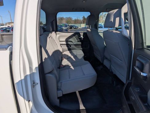 Used 2017 Chevrolet Silverado 2500 W/T w/ WT Convenience Package AWD/4WD image 13