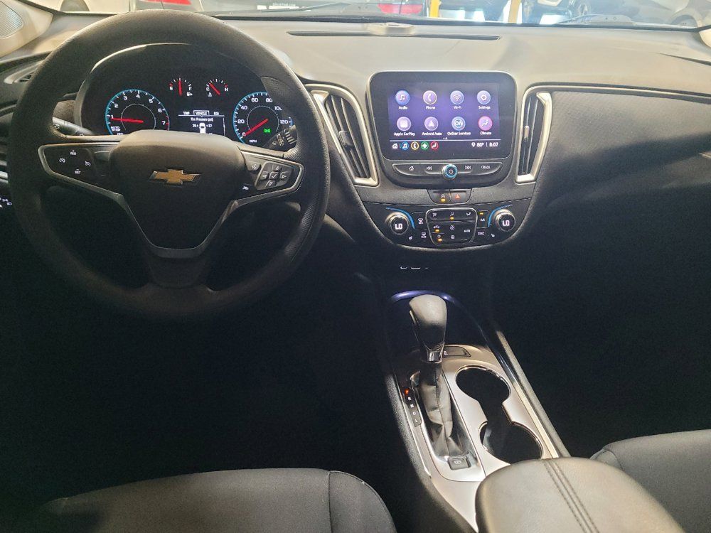 Used 2022 Chevrolet Malibu LT FWD image 22