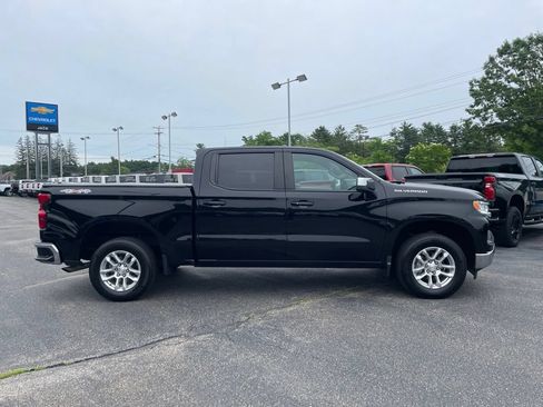 Used 2023 Chevrolet Silverado 1500 LT AWD/4WD image 9