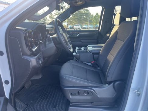 Used 2025 Chevrolet Silverado 1500 LT image 47