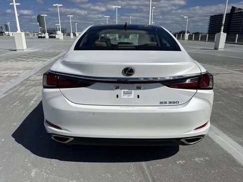 Certified 2022 Lexus ES 350 w/ Premium Package image 24