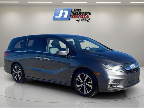 Used 2019 Honda Odyssey Elite image 3