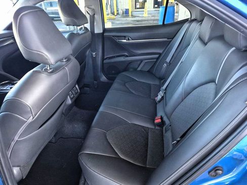 Used 2019 Toyota Camry XSE image 14