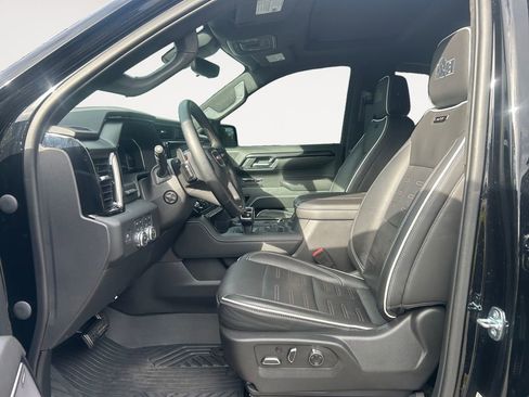 Used 2023 GMC Sierra 1500 AT4X w/ AT4X AEV Edition AWD/4WD image 16