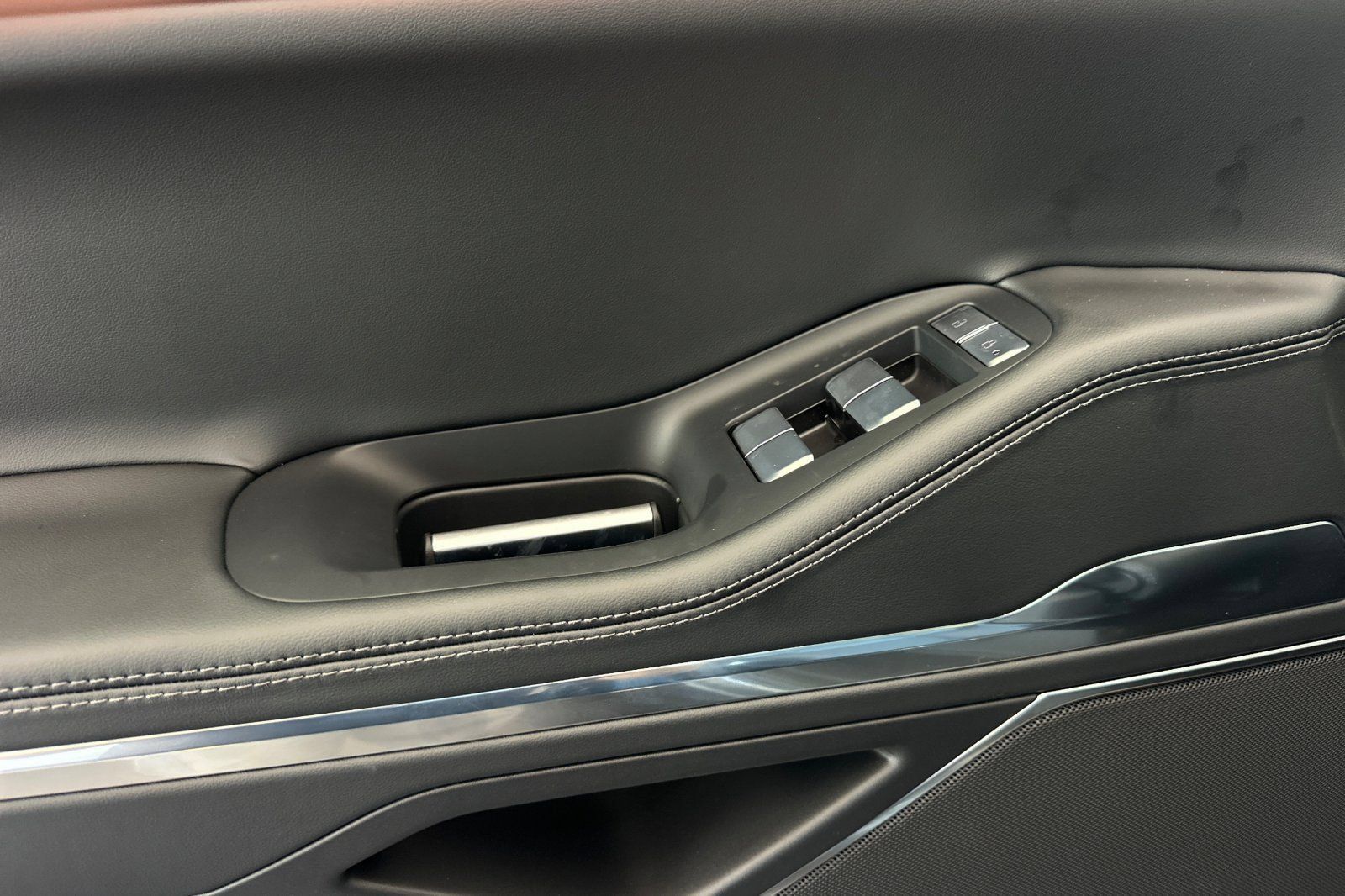 New 2027 Lincoln Navigator Premiere AWD/4WD image 10