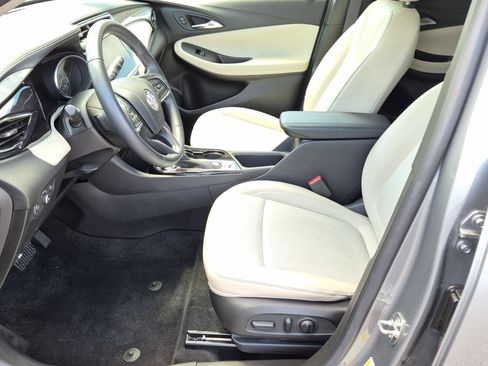 Certified 2023 Buick Encore GX Preferred w/ Cold Weather Comfort Package FWD image 17