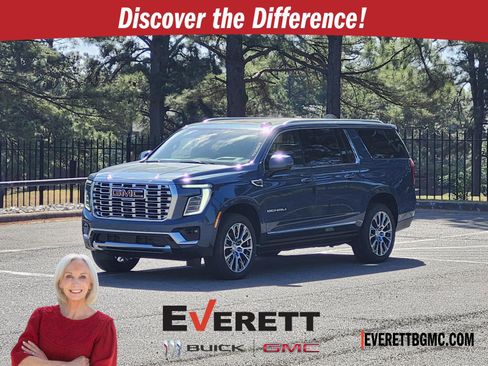 New 2026 GMC Yukon XL Denali w/ Denali Reserve Package AWD/4WD image 1