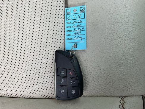 Used 2022 GMC Yukon Denali image 16