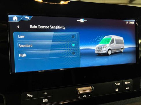 Used 2025 Mercedes-Benz Sprinter 2500 image 34