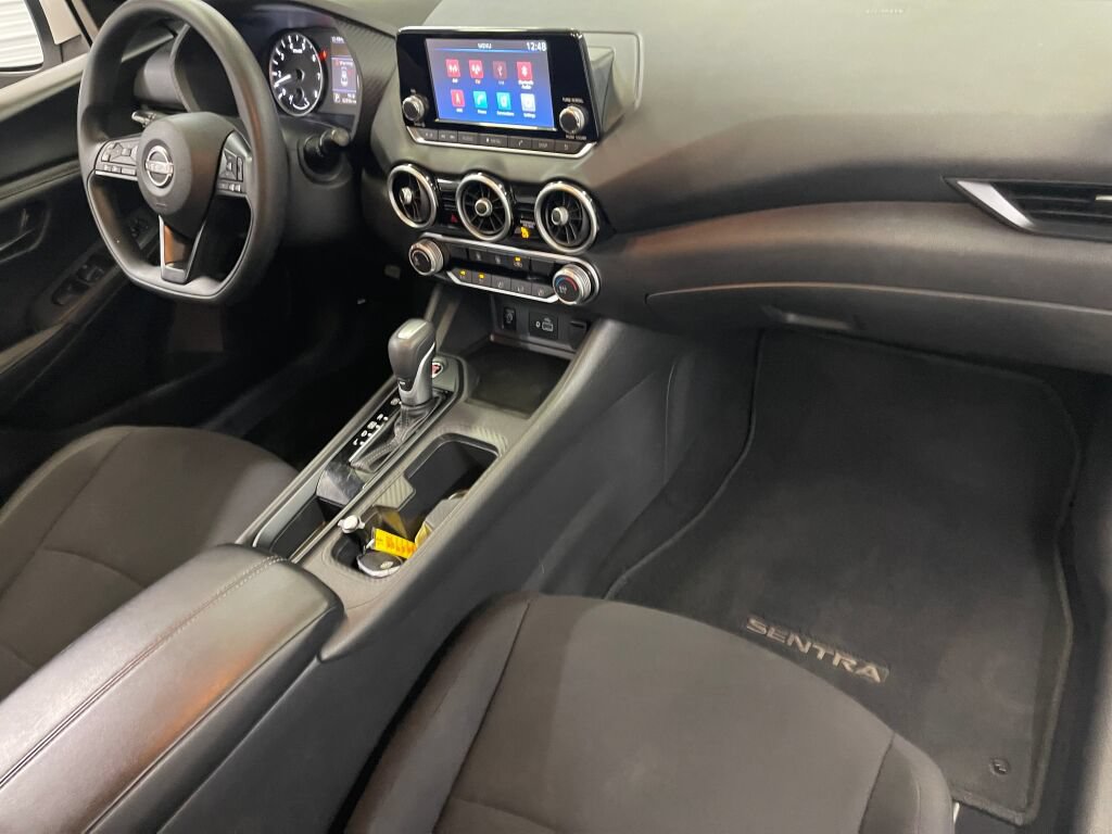 Used 2024 Nissan Sentra S FWD image 28