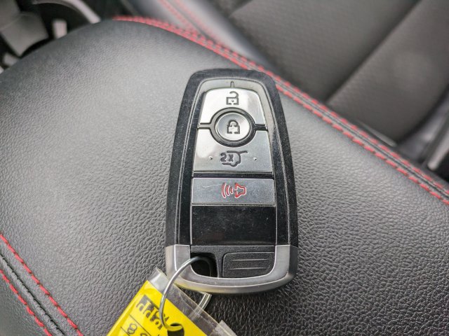 Used 2023 Ford Escape ST-Line w/ Tech Pack #1 FWD image 31