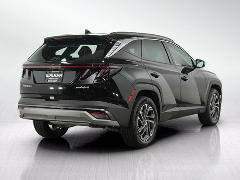Certified 2026 Hyundai Tucson Limited AWD/4WD image 5