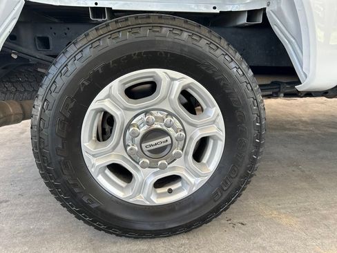 Used 2025 Ford F250 XLT w/ FX4 Off-Road Package AWD/4WD image 22