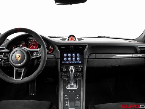 Used 2019 Porsche 911 GT3 image 27
