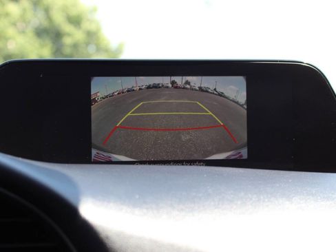 Used 2022 MAZDA MAZDA3 s image 21