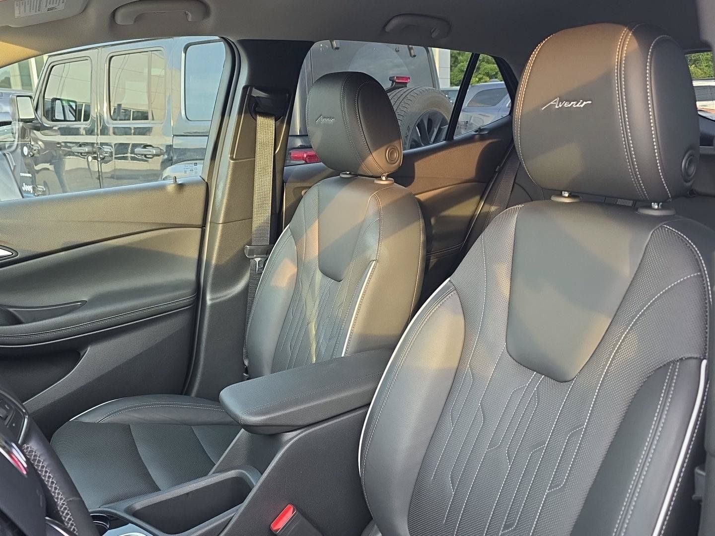 Used 2024 Buick Encore GX Avenir w/ Avenir Convenience Package FWD image 14