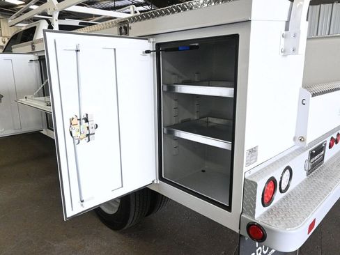 New 2026 Ford F550 XL image 25