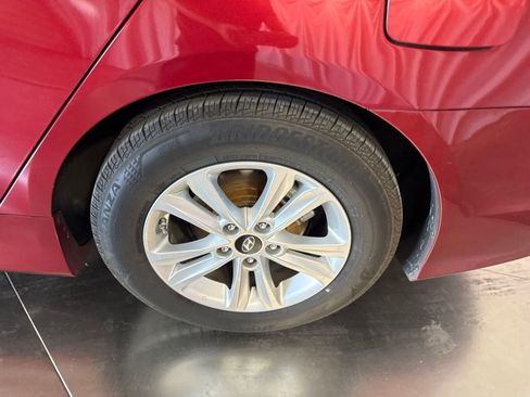 Used 2014 Hyundai Sonata GLS w/ Popular Equipment Group 2 FWD image 10