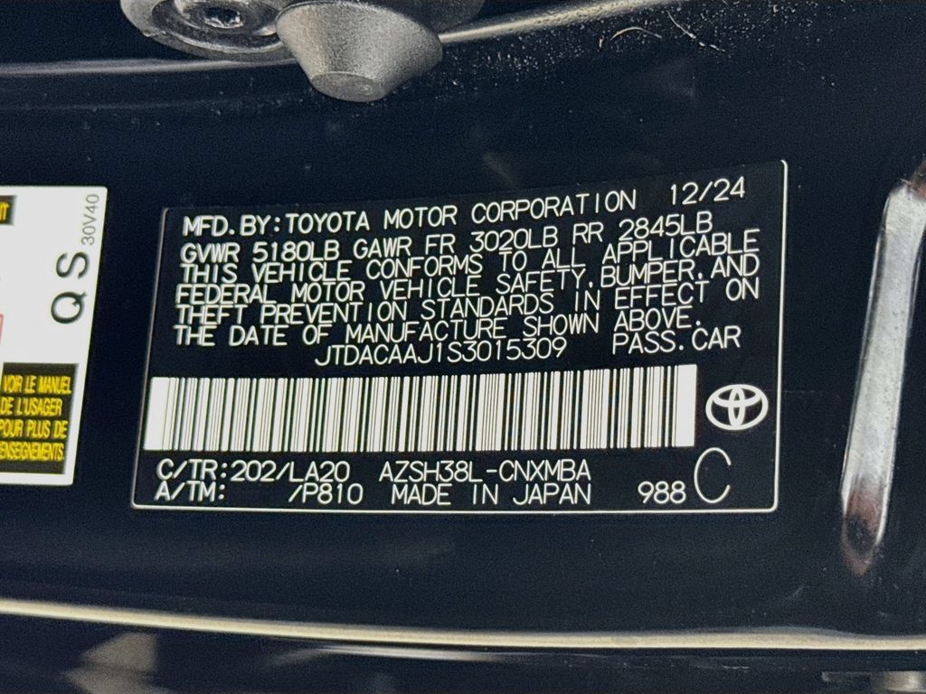 Certified 2025 Toyota Crown Signia AWD/4WD image 27