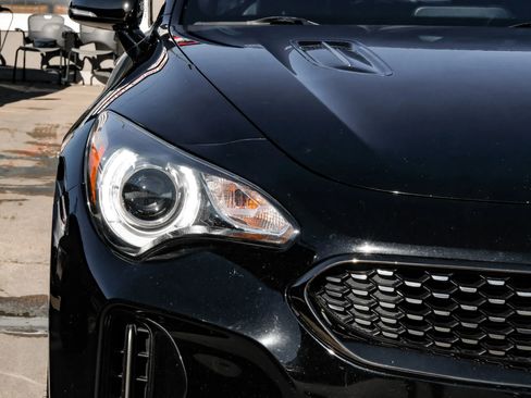 Used 2021 Kia Stinger GT-Line image 54