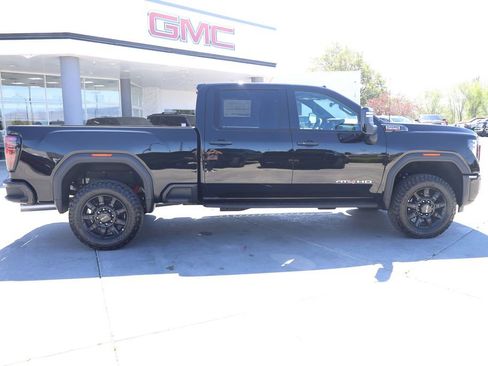 New 2026 GMC Sierra 3500 AT4 w/ AT4 Premium Plus Package AWD/4WD image 7
