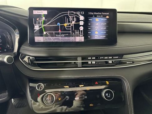 Used 2023 INFINITI QX60 Luxe image 23