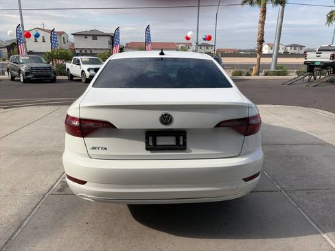 Used 2021 Volkswagen Jetta S w/ Driver Assistance Package FWD image 5