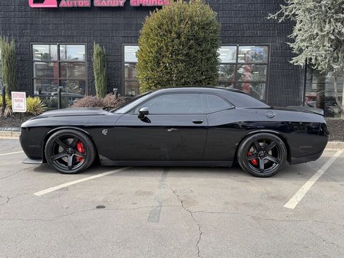 Used 2020 Dodge Challenger SRT Hellcat image 9