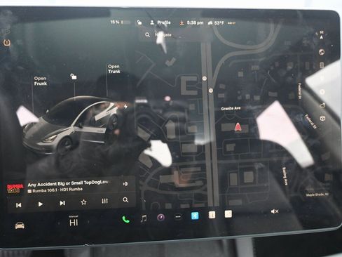 Used 2023 Tesla Model 3 Standard Range image 11