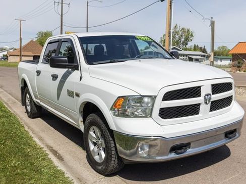 Used 2018 RAM 1500 Outdoorsman AWD/4WD image 3