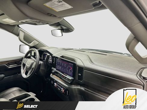 Used 2024 GMC Sierra 1500 Elevation AWD/4WD image 31