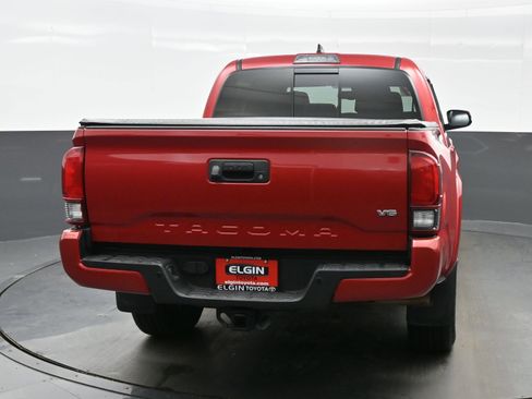 Used 2019 Toyota Tacoma TRD Sport image 5