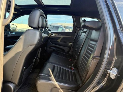 Used 2021 Jeep Grand Cherokee Limited X image 10