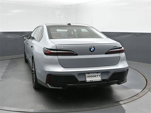 New 2026 BMW i7 eDrive50 w/ M Sport Package image 8