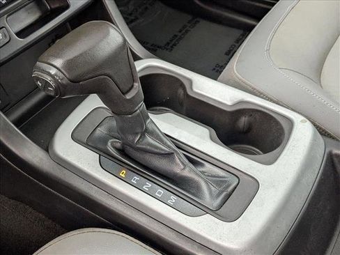 Used 2015 Chevrolet Colorado LT w/ Luxury Package image 11