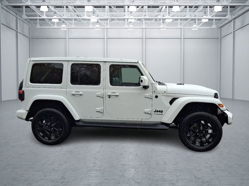 Certified 2021 Jeep Wrangler Unlimited Sahara image 6